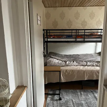 Homestay Accommodation *